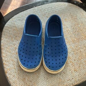 Good condition kids natives!